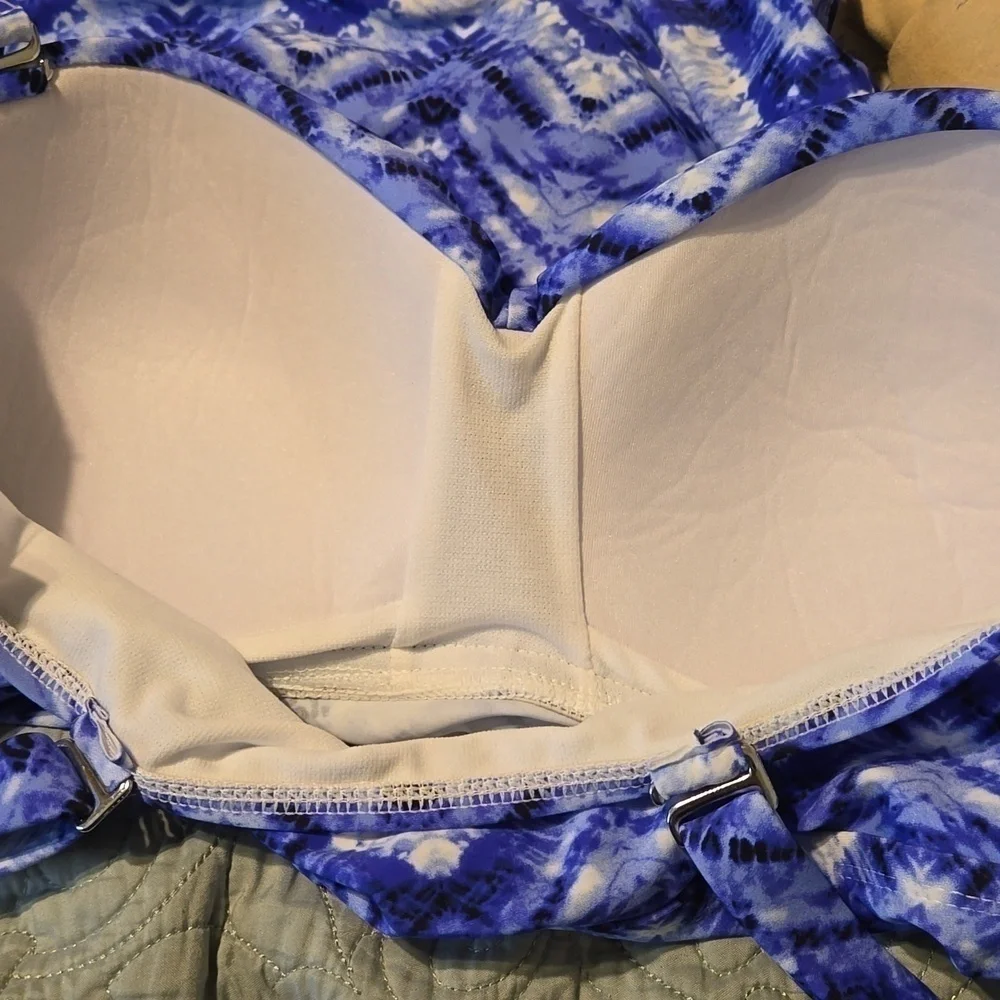 Catalina Blue Print Swim Top Size 1X NWT